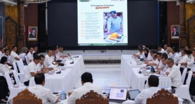 Rakor 100 Hari Kerja Bupati Barut Sampaikan Pesan Penting